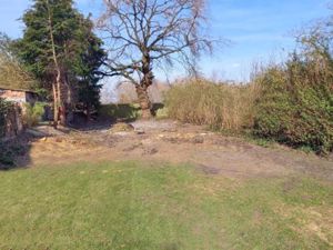 Photo 8- click for photo gallery